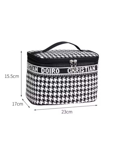 Комплексний набір для жирного волосся та проти лупи Extremo Pre-Pro Biotic з косметичкою у подарунок Christian Dioro, 2х500/250 мл